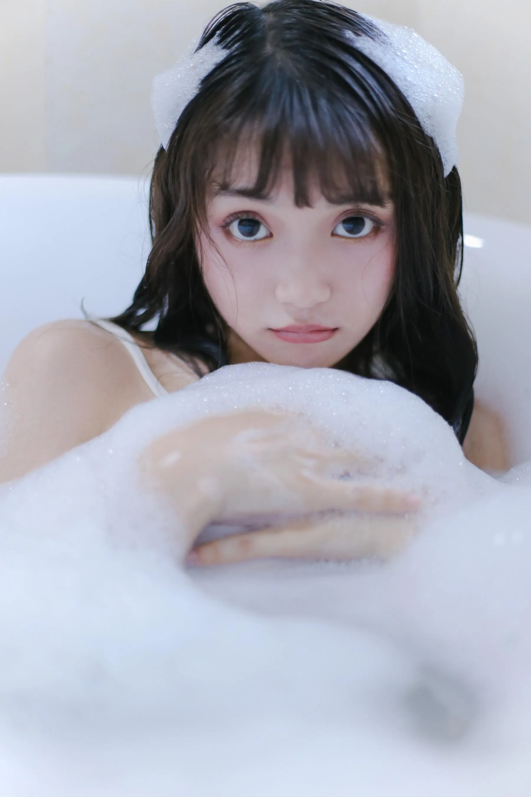 [YITUYU艺图语]2022.08.25 牛奶泡泡浴 一条鱼尾 [27P]插图